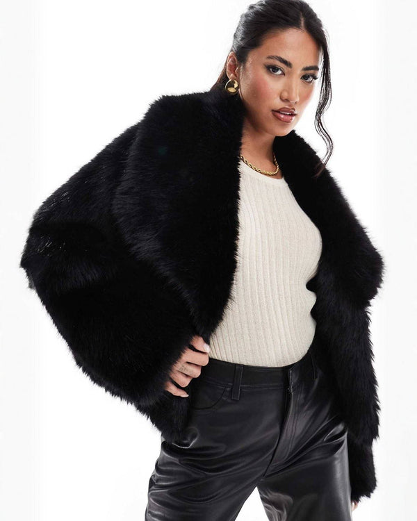 ABRIGO | Manteau court en peluche