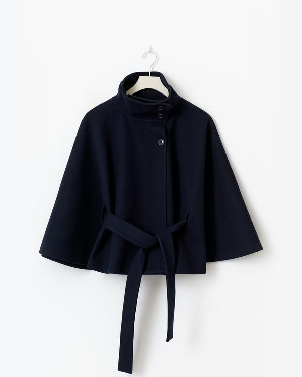 Loreza Cape – Manteau femme chic avec col montant et ceinture ajustable