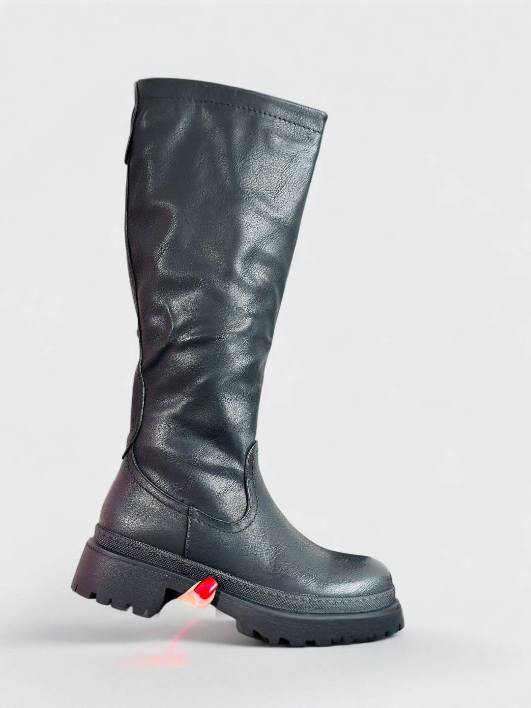 CARLITA | Stivali Alti Eleganti e Raffinati