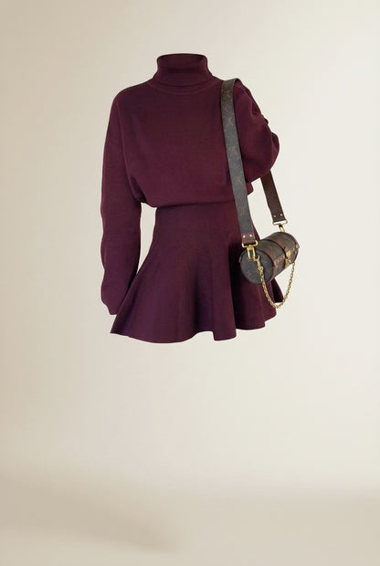 Lay-flat product shot of LÉANA | Ensemble jupe & haut moulant élégance urbaine