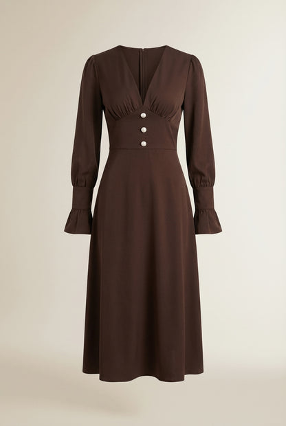 Lay-flat product shot of CAMILLE | Robe longue élégante a détails patchwork