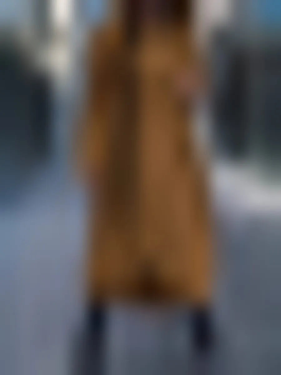 Longue hoodie zippée noire pour femme - style urbain et confort