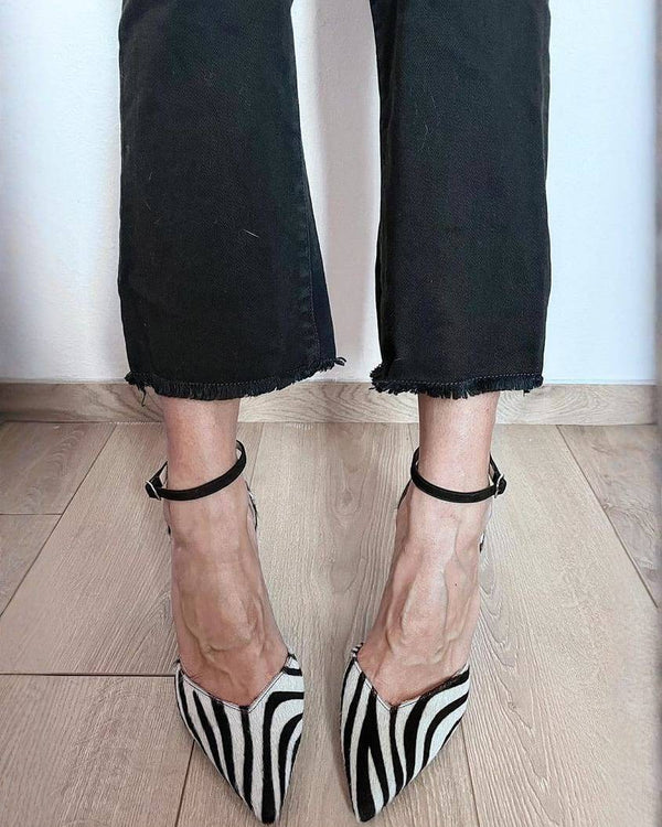 Style audacieux et féminité assumée