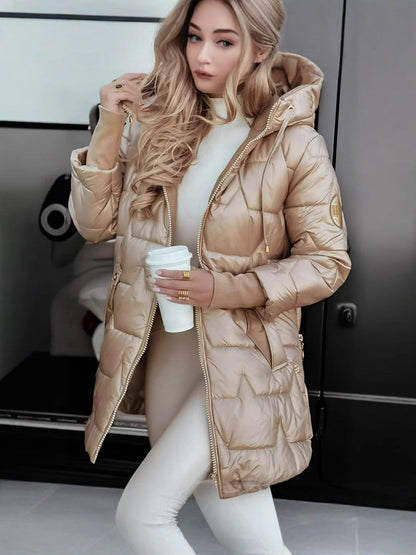 Veste d’automne femme avec capuche, chaude et élégante