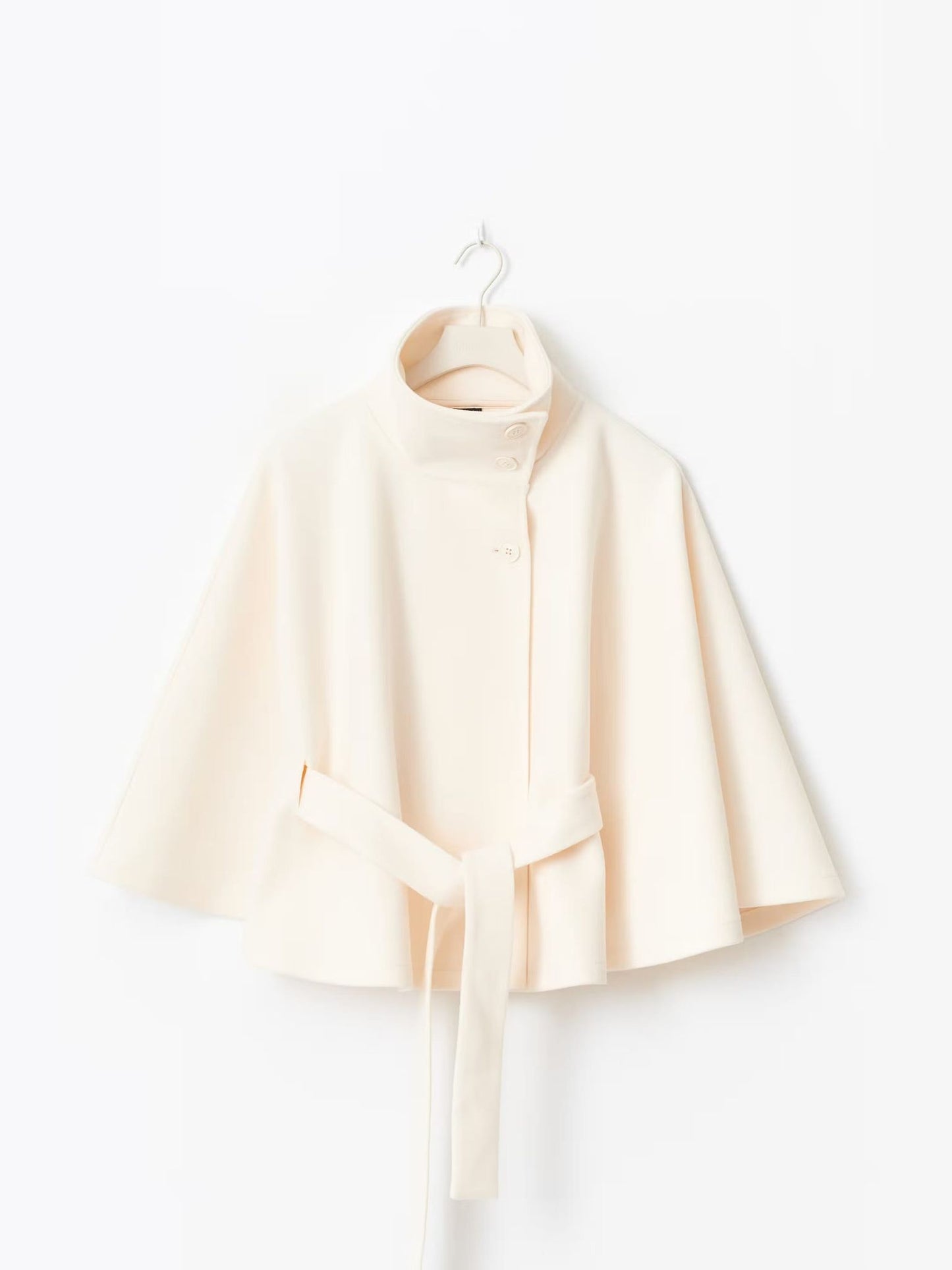 Loreza Cape – Manteau femme chic avec col montant et ceinture ajustable