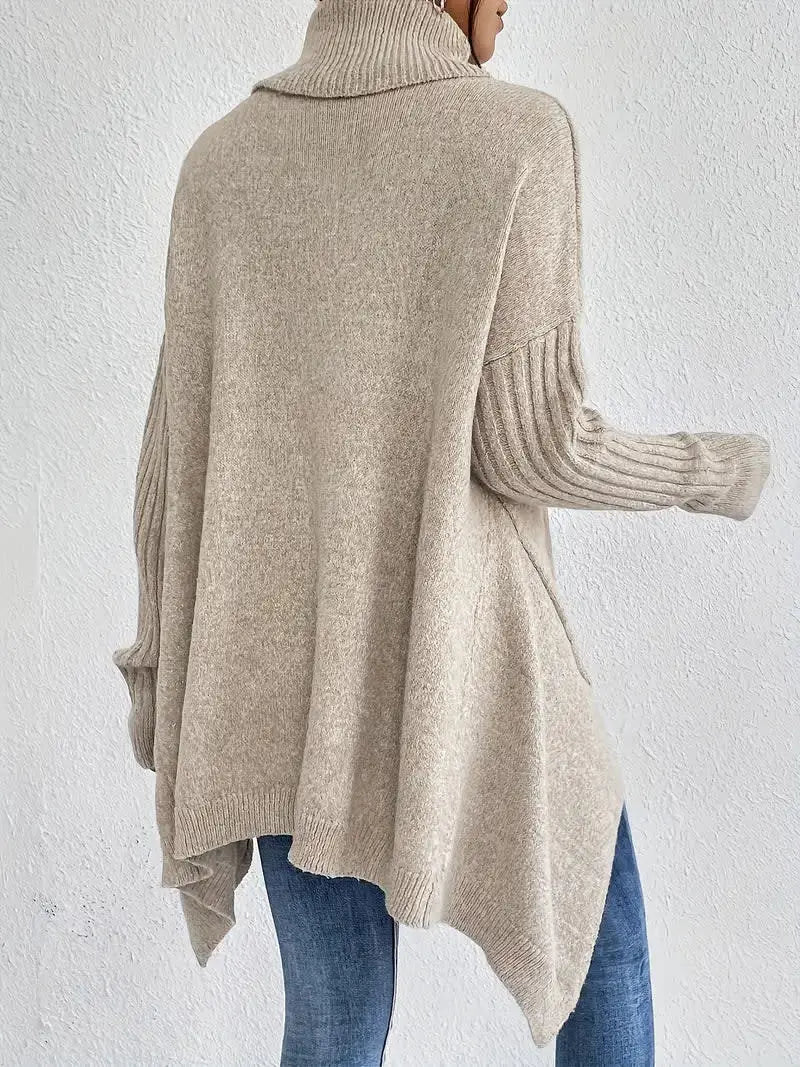 MANON | Pull asymétrique à col montant en maille douce