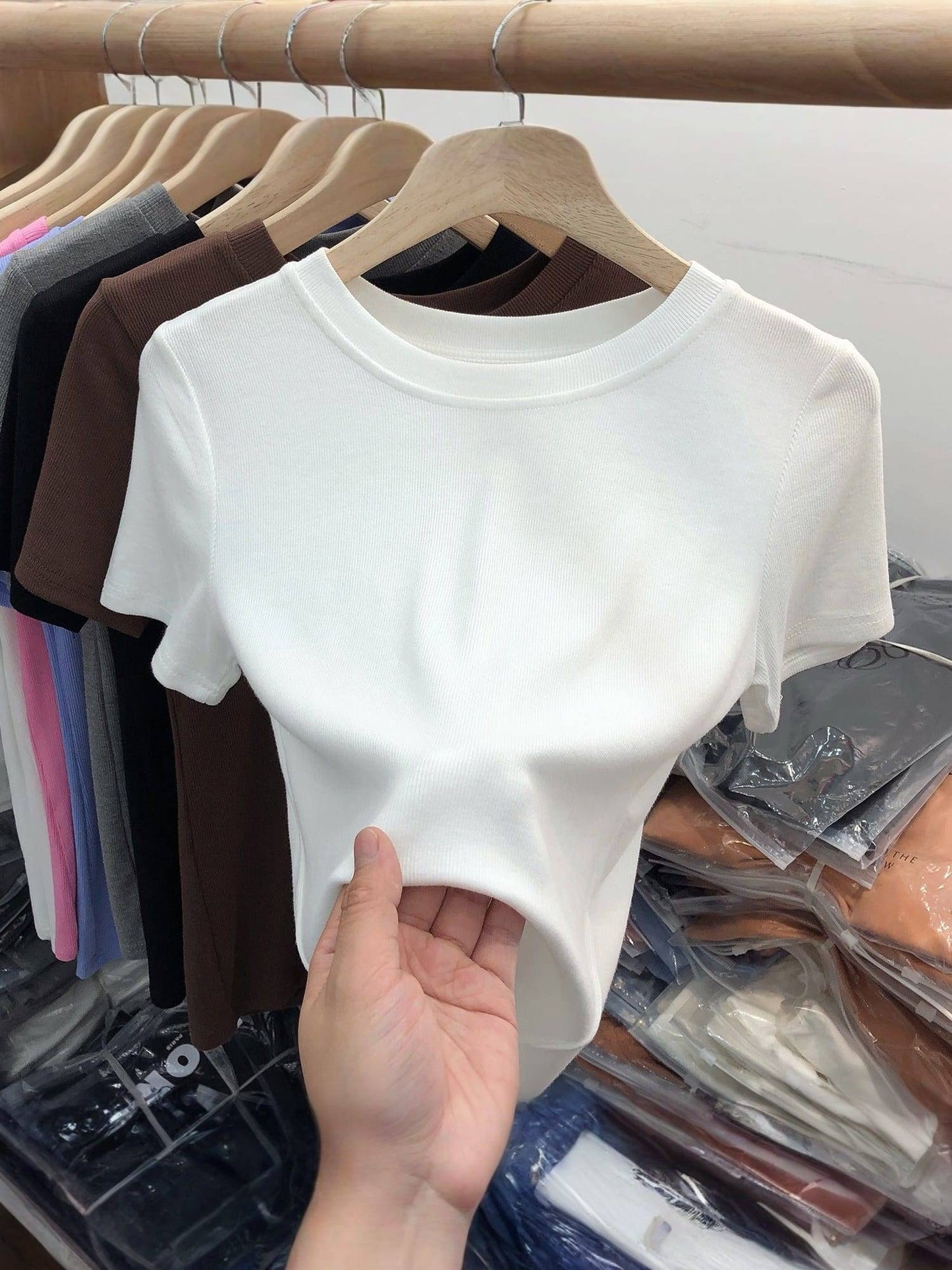 YSE | T-shirt en viscose élégant et confortable