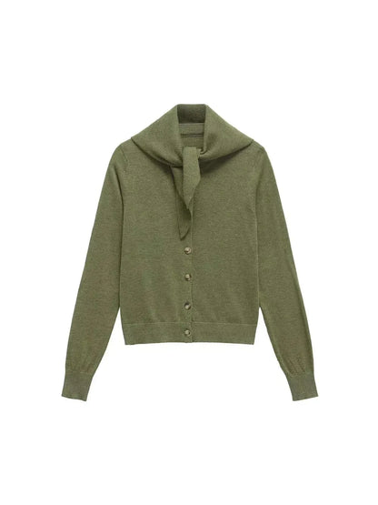 ANITA | Un pull doux et raffiné, idéal pour les journées fraîches de la saison.