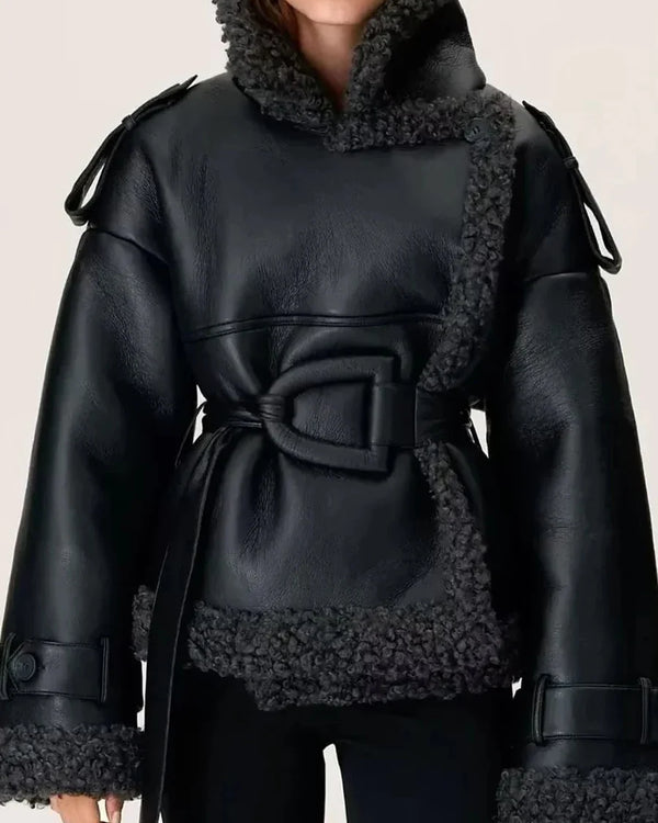 CAROLE | Veste d’Hiver Vintage – Douceur, Structure & Féminité