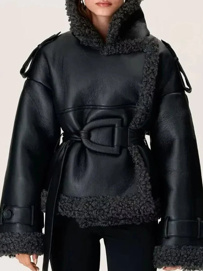 CAROLE | Veste d’Hiver Vintage – Douceur, Structure & Féminité