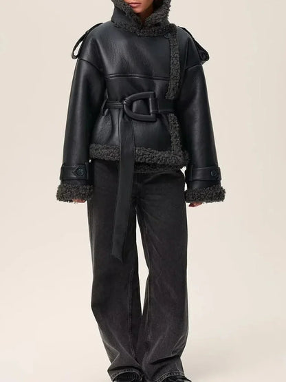 CAROLE | Veste d’Hiver Vintage – Douceur, Structure & Féminité